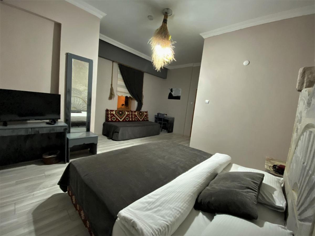 Tulpar Hotel อูร์กุบ ภายนอก รูปภาพ