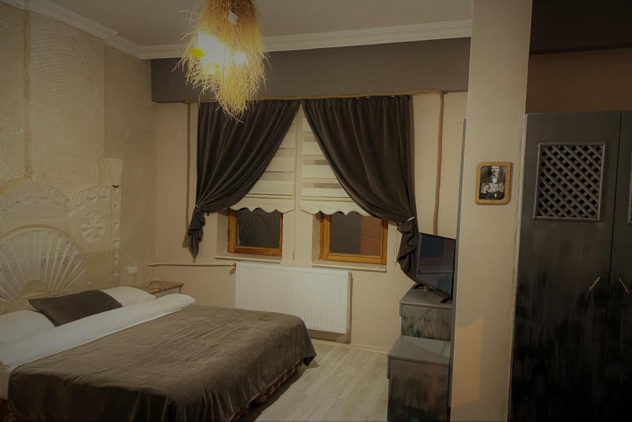 Tulpar Hotel อูร์กุบ ภายนอก รูปภาพ